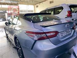 تۆیۆتا کامری